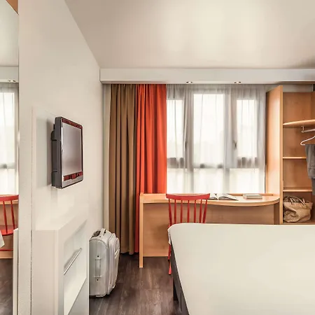 Ibis Bastille Faubourg St Antoine Hotel