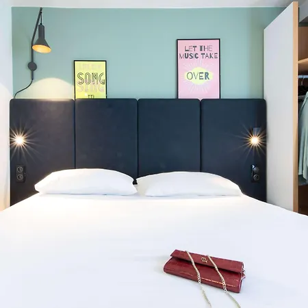 Ibis Bastille Faubourg St Antoine Hotel