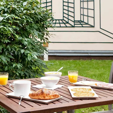 Ibis Bastille Faubourg St Antoine 3* פריז