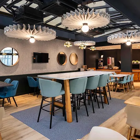 Ibis Bastille Faubourg St Antoine Париж