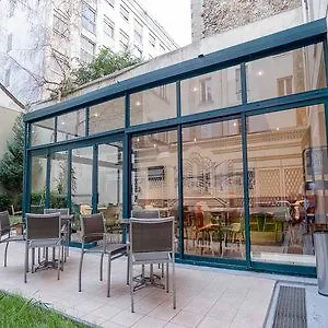 Ibis Bastille Faubourg St Antoine Paříž