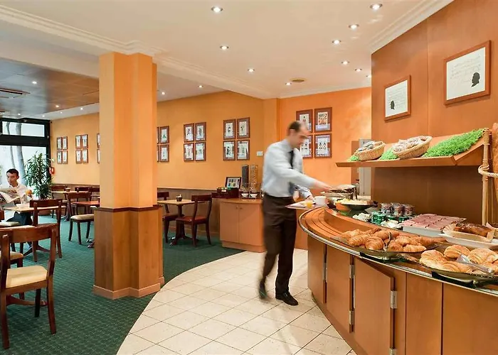 Ibis Bastille Faubourg St Antoine Hotel