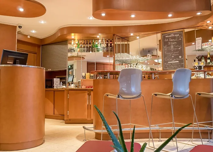 Ibis Bastille Faubourg St Antoine Hotel 3*