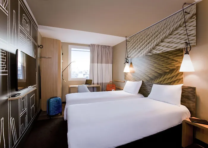 Ibis Bastille Faubourg St Antoine Hotel
