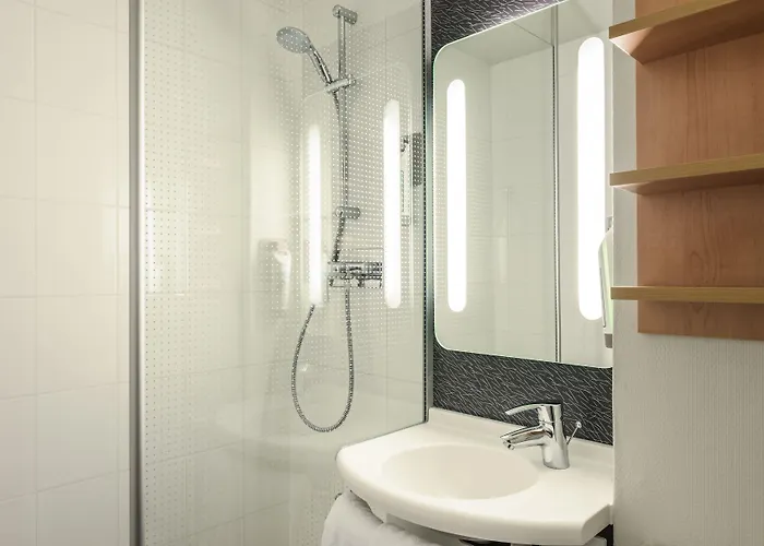 Ibis Bastille Faubourg St Antoine 3* Parijs