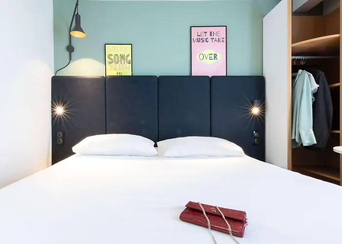 Ibis Bastille Faubourg St Antoine Hotel
