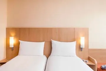 Ibis Bastille Faubourg St Antoine 3* París